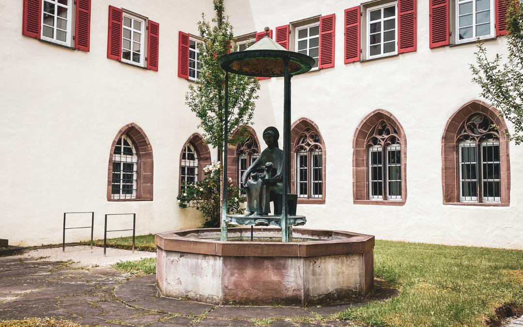 Weil der Stadt - Marienbrunnen fountain in front of the former Augustinian monastery - angiestravelroutes.com