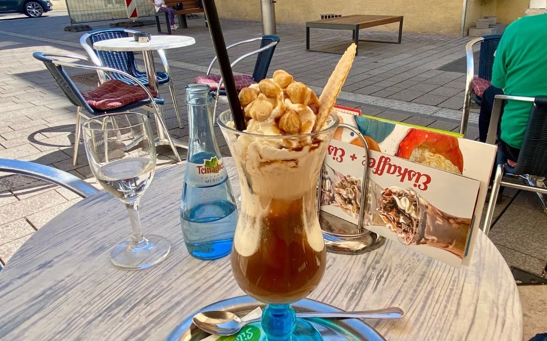 Marbach am Neckar - Eiscafé Silvana - Iced coffee with hazelnut topping - angiestravelroutes.com