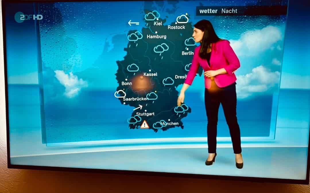 Recording TV screen - Weather map and presenter - angiestravelroutes.com