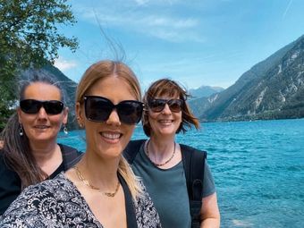 2022 mit meiner Freundin Jutta und meiner Tochter Anna am Achensee in Tirol - angiestravelroutes.com