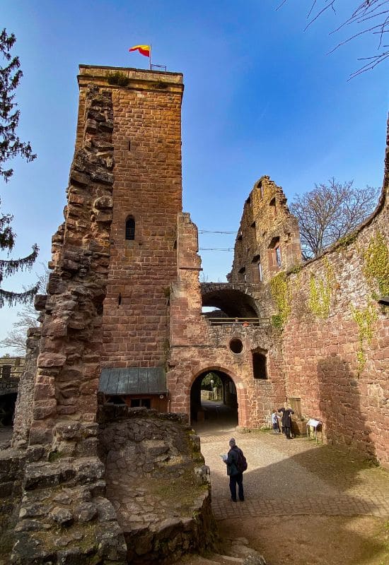 Burgruine Zavelstein Bergfried
