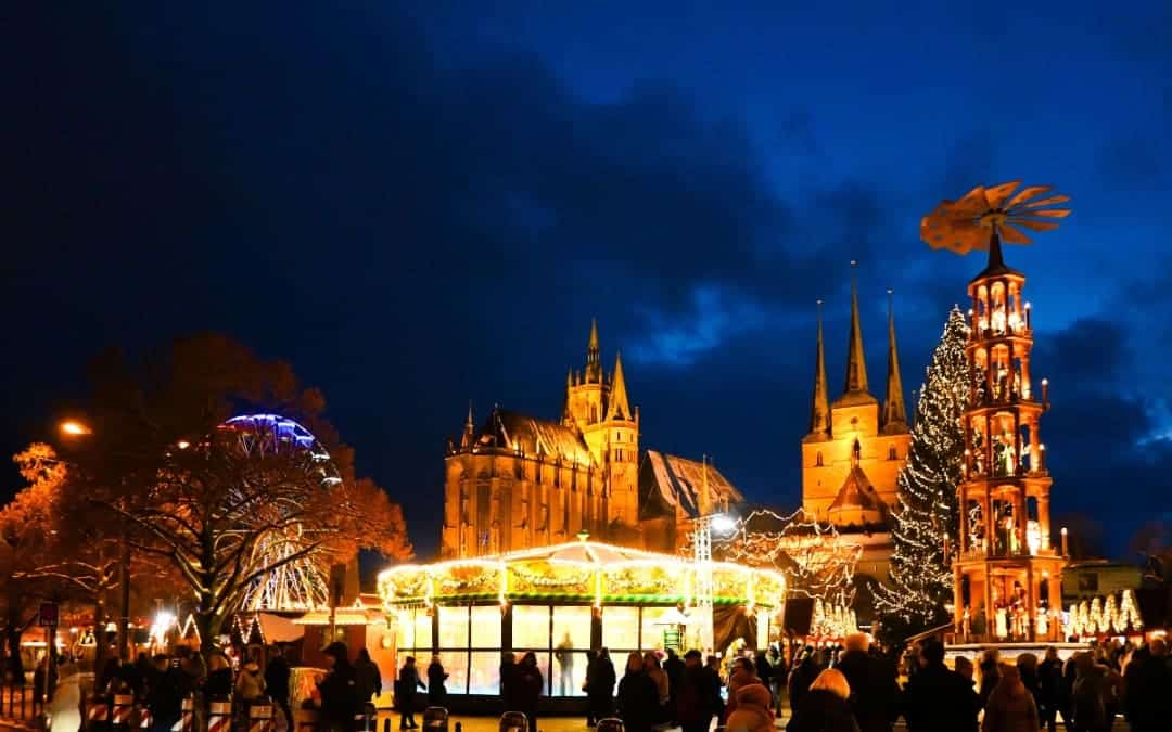 Erfurt Christmas market against the backdrop of the cathedral and Severi Church - angiestravelroutes.com