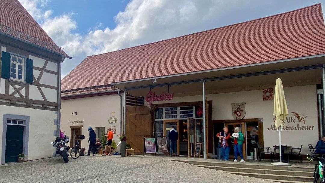 Gomadingen, Albkorn Bäckerei-Konditorei Glocker in the Alte Mühlenscheuer - angiestravelroutes.com