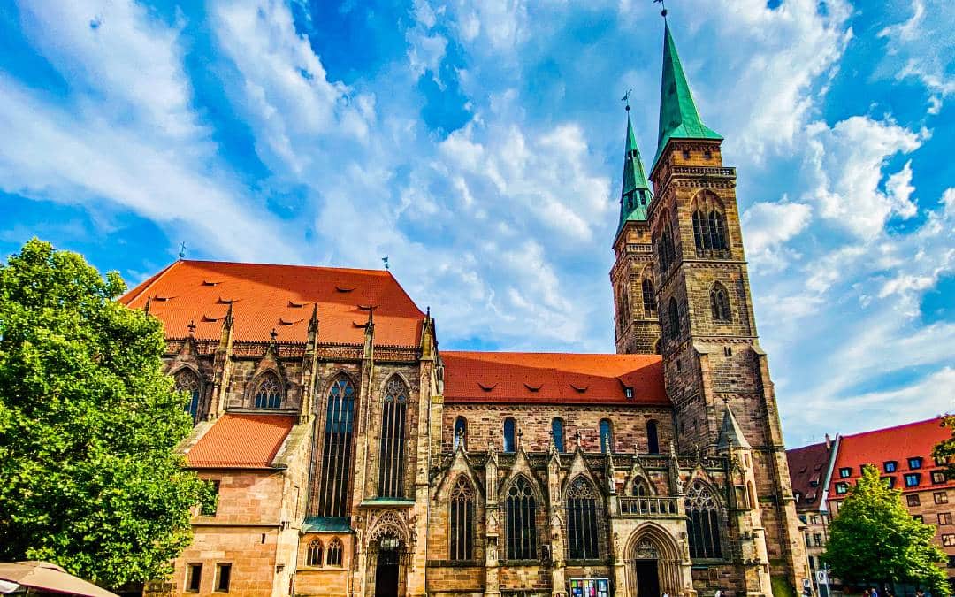 Sebalduskirche Nuremberg - Side view - angiestravelroutes.com