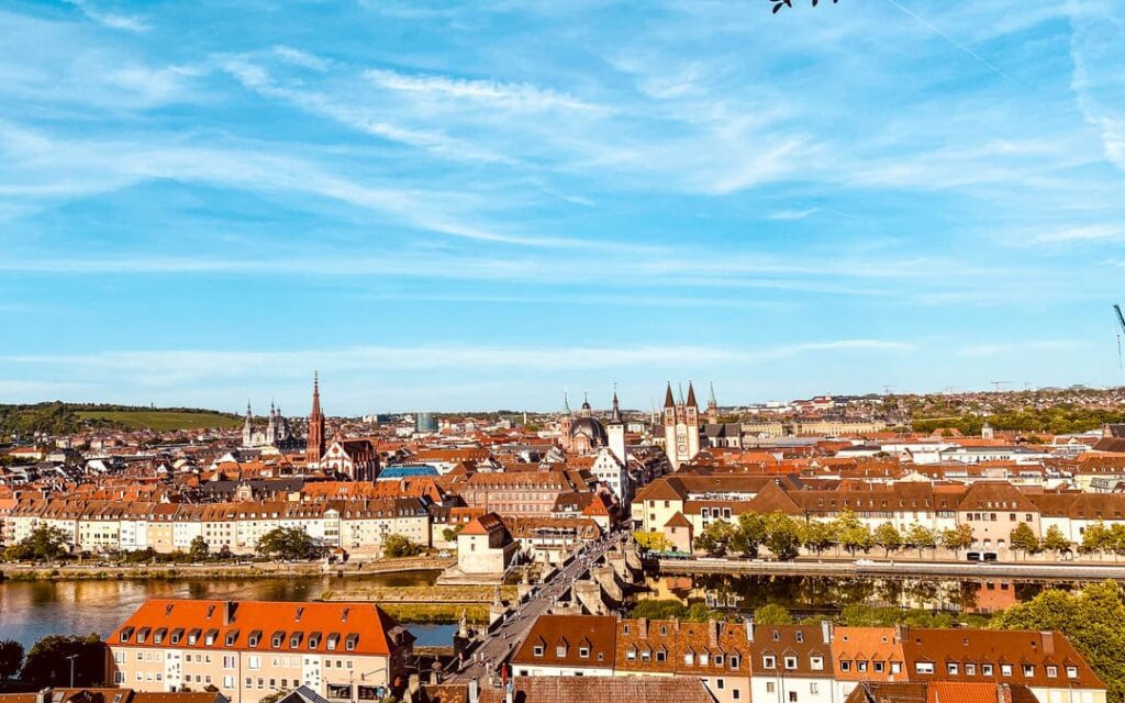 Würzburg, Ausblick von der Festung Marienberg - angiestravelroutes.com